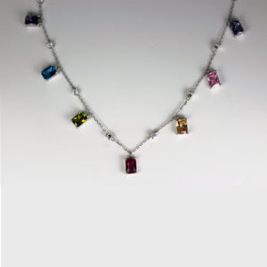 A Radiant Neckline In Emerland Cut