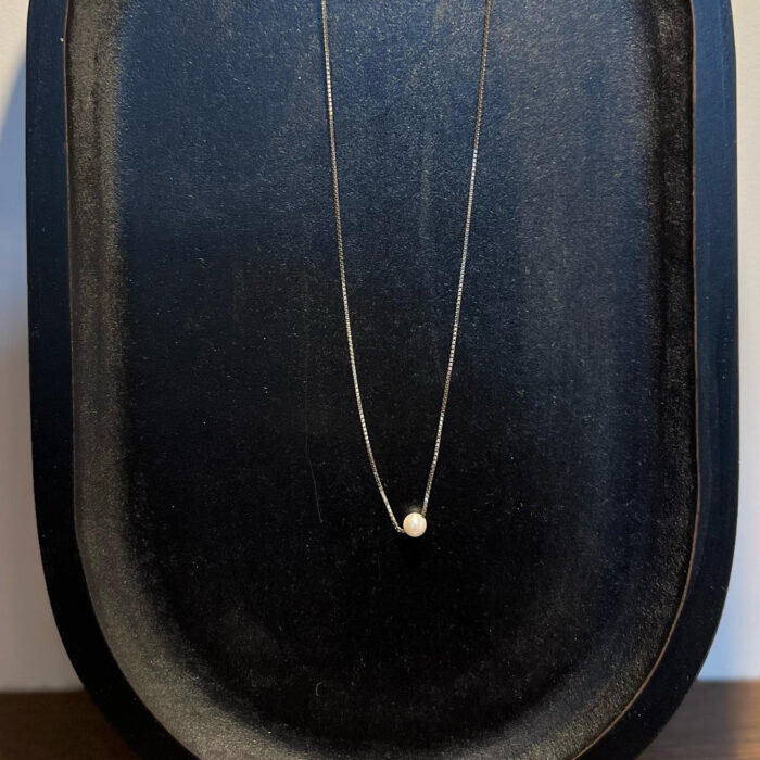 silver chain with pendant​ ekatvajewels