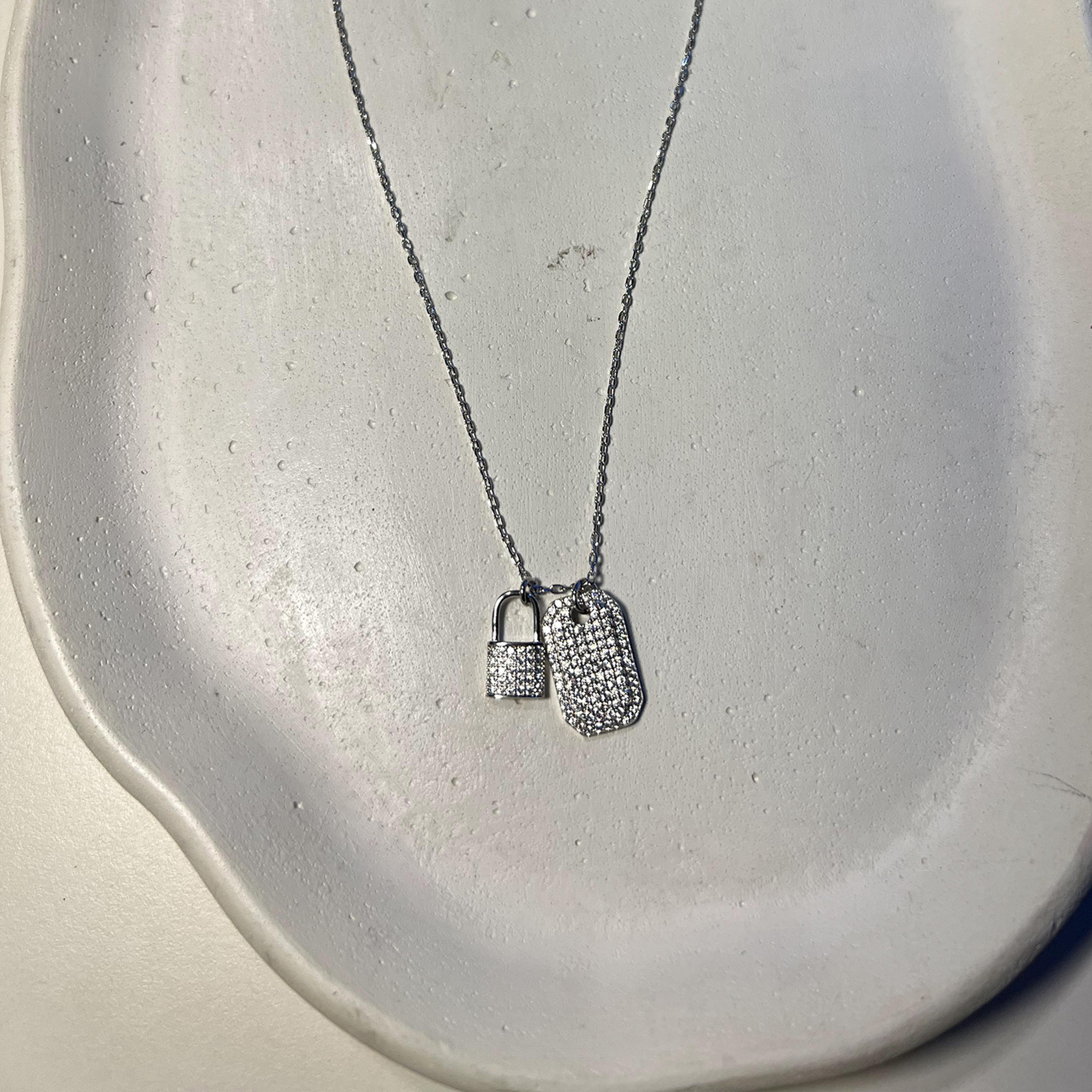 Chain & Pendants