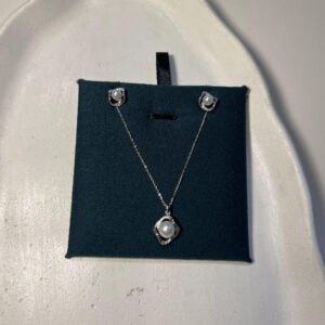 An Everyday Pearl Pendant Set