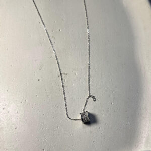 A Halo Square Ball Chain With Diamonds